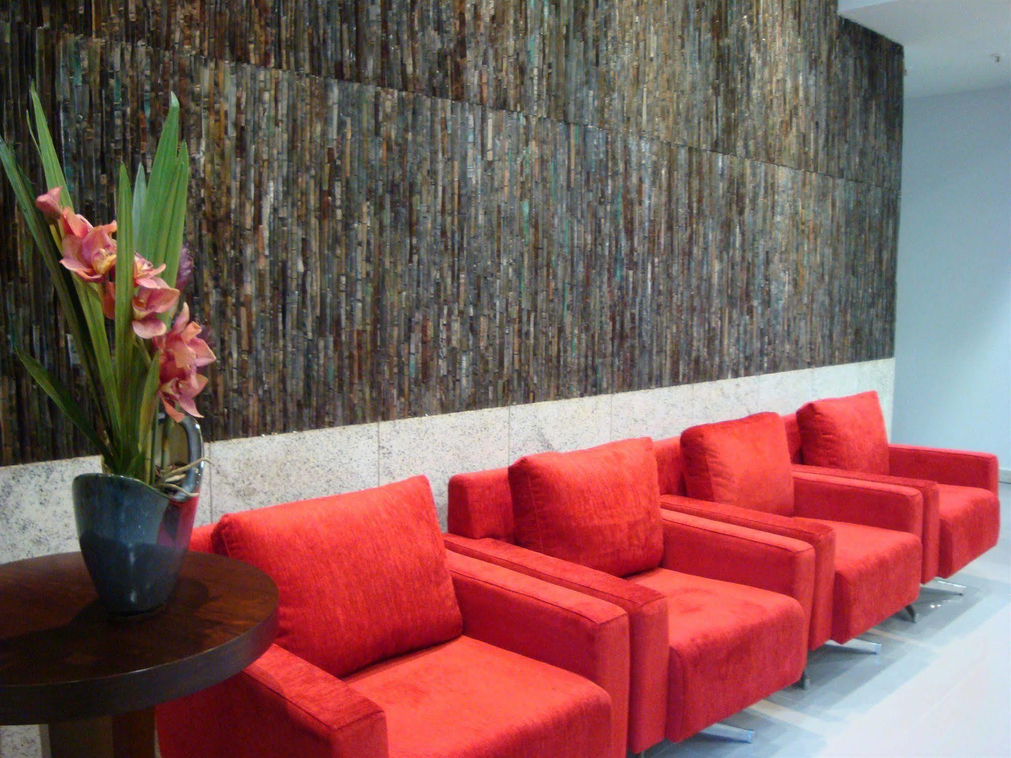 Bristol Merit Hotel Belo Horizonte Bagian luar foto