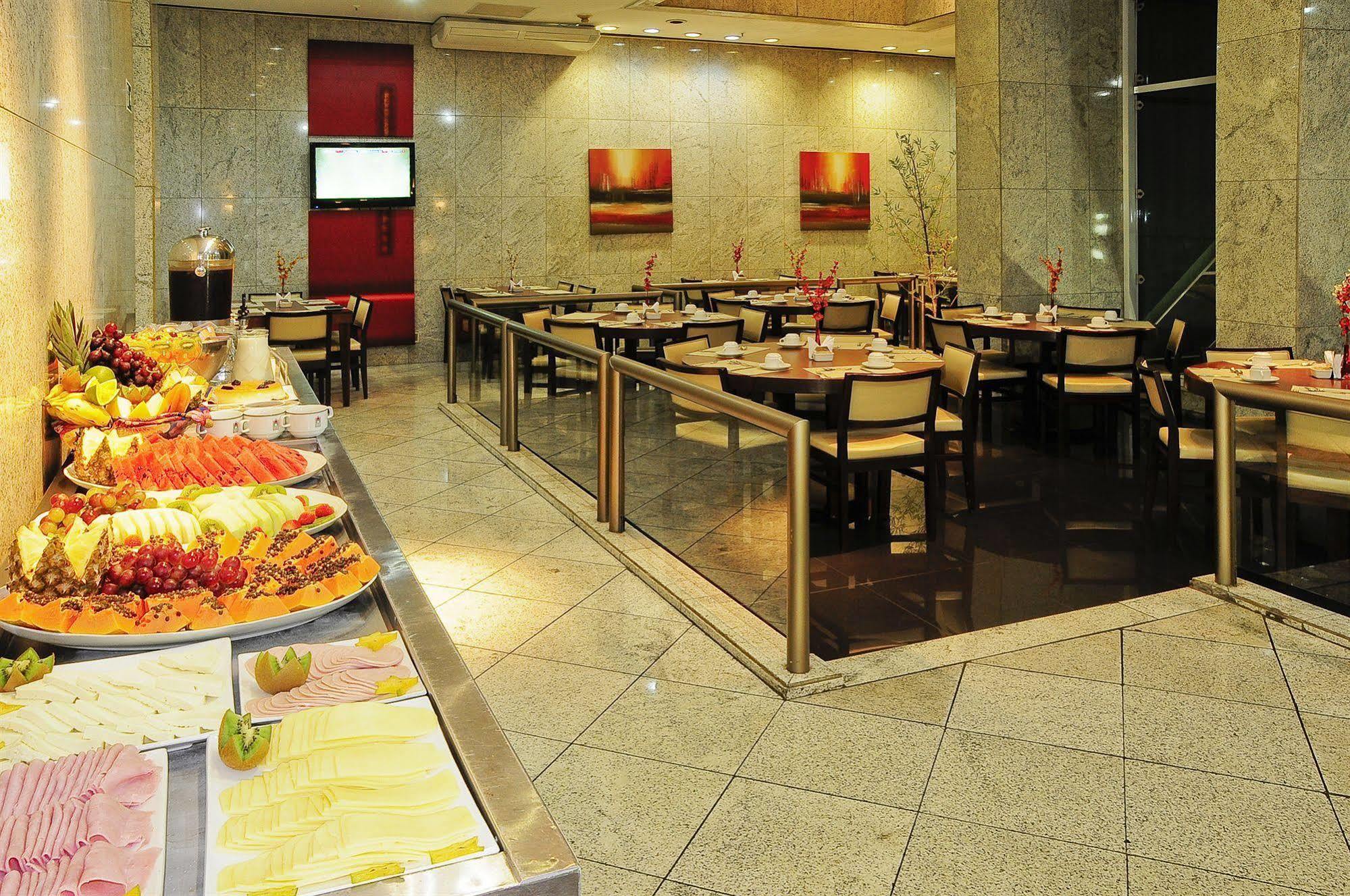 Bristol Merit Hotel Belo Horizonte Bagian luar foto