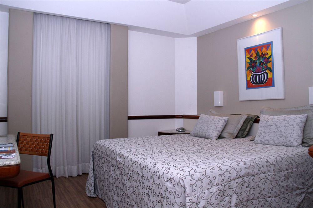 Bristol Merit Hotel Belo Horizonte Bagian luar foto